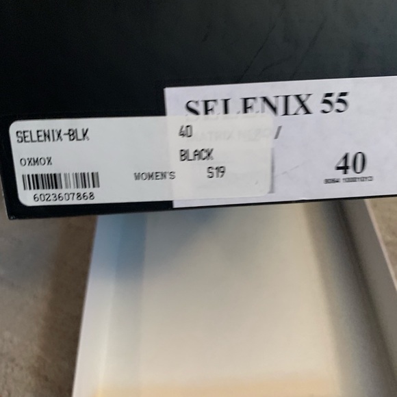 Black mule with lucite heel - Picture 5 of 6